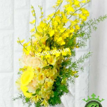 Hoa cằm tay cô dâu Hoa Đồng Nội 009