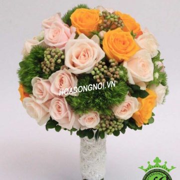Hoa cằm tay cô dâu Hoa Đồng Nội 017