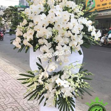 Kệ Hoa Kính Viếng 017